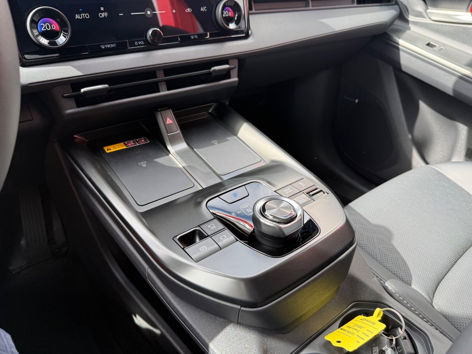 Subaru Uncharted 77 Touring AWD 5d
