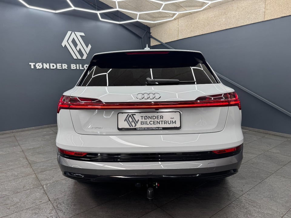 Audi e-tron 55 Advanced quattro 5d