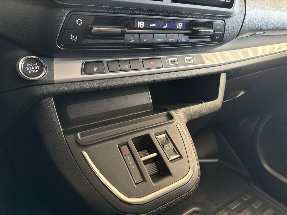 Peugeot e-Expert 75 L2 Premium Van