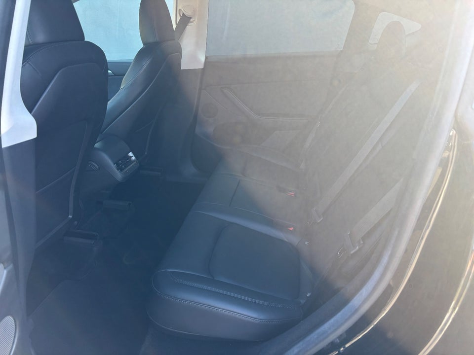 Tesla Model Y Performance AWD 5d