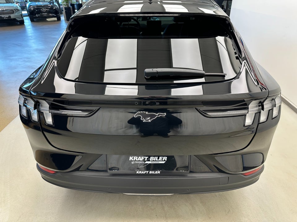 Ford Mustang Mach-E 75 Standard Range 5d