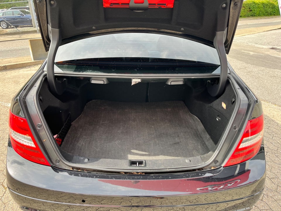 Mercedes C180 1,8 Elegance aut. BE 4d