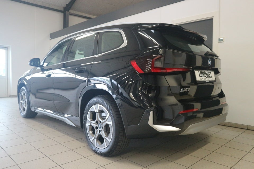 BMW iX1 xDrive30 X-Line 5d