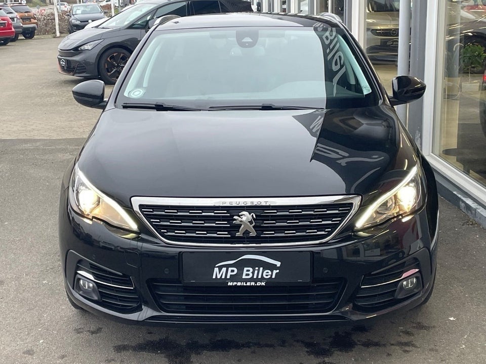 Peugeot 308 1,6 BlueHDi 120 Allure Sky SW 5d