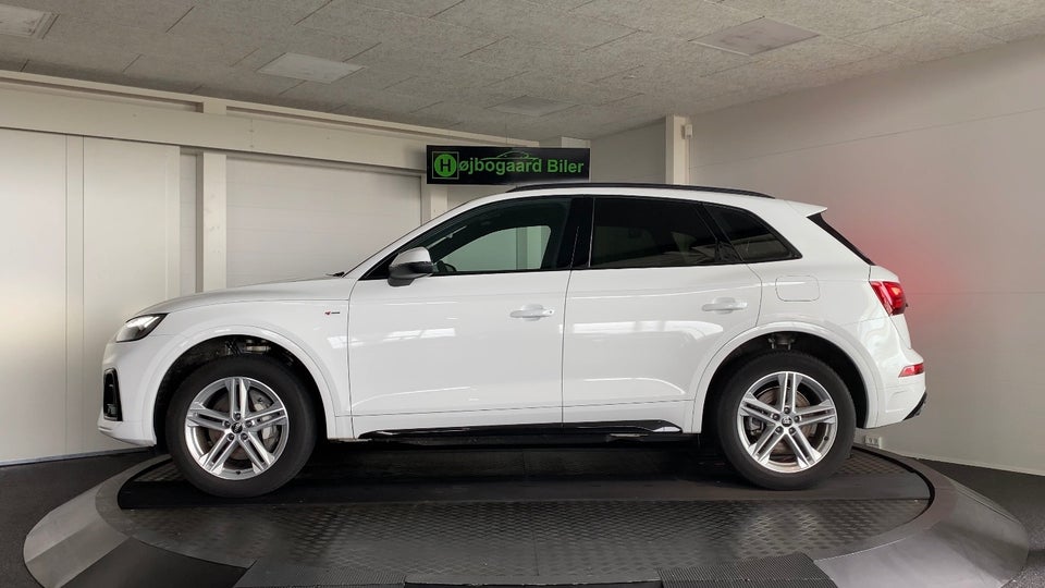 Audi Q5 50 TFSi e S-line quattro S-tr. 5d