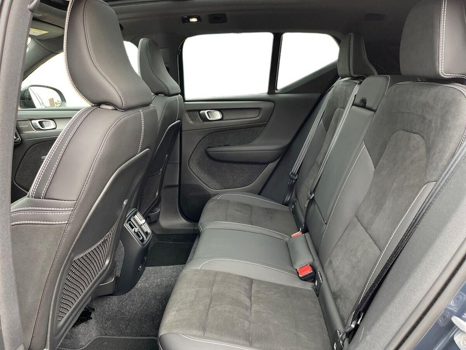 Volvo XC40 P8 ReCharge Twin Pro 5d