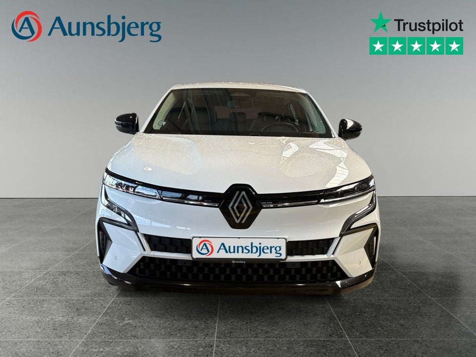 Renault Megane E-Tech 40 Equilibre 5d