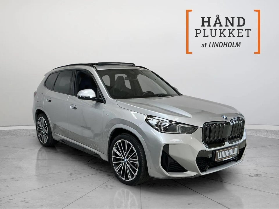 BMW iX1 xDrive30 Fully Charged M-Sport 5d