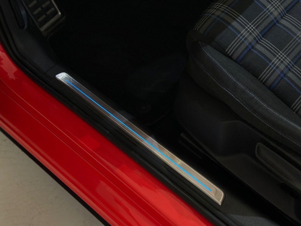 VW Golf VII 1,4 GTE DSG 5d