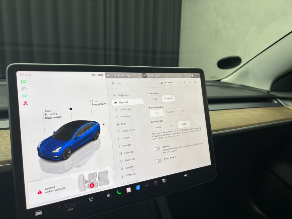 Tesla Model 3 RWD 4d