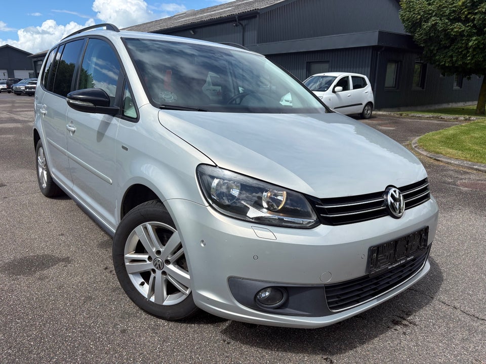 VW Touran 1,6 TDi 105 Comfortline DSG BM Van 5d