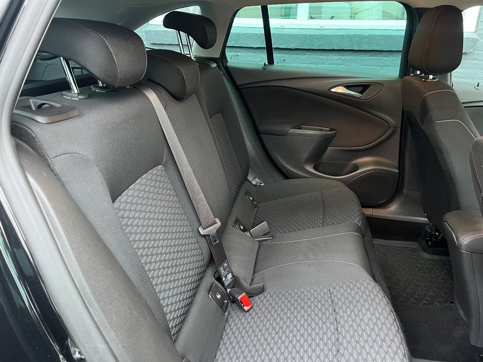 Opel Astra 1,4 T 150 Enjoy Sports Tourer 5d