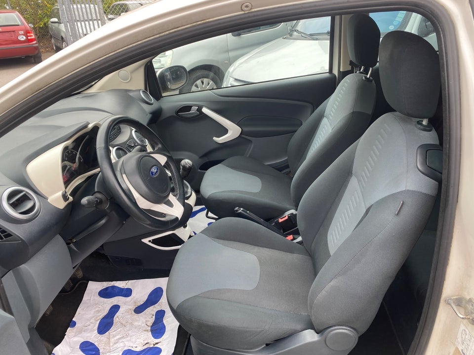 Ford Ka 1,2 Titanium 3d