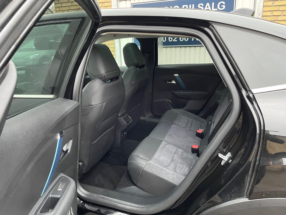 Citroën ë-C4 X 50 Palais Sky 4d