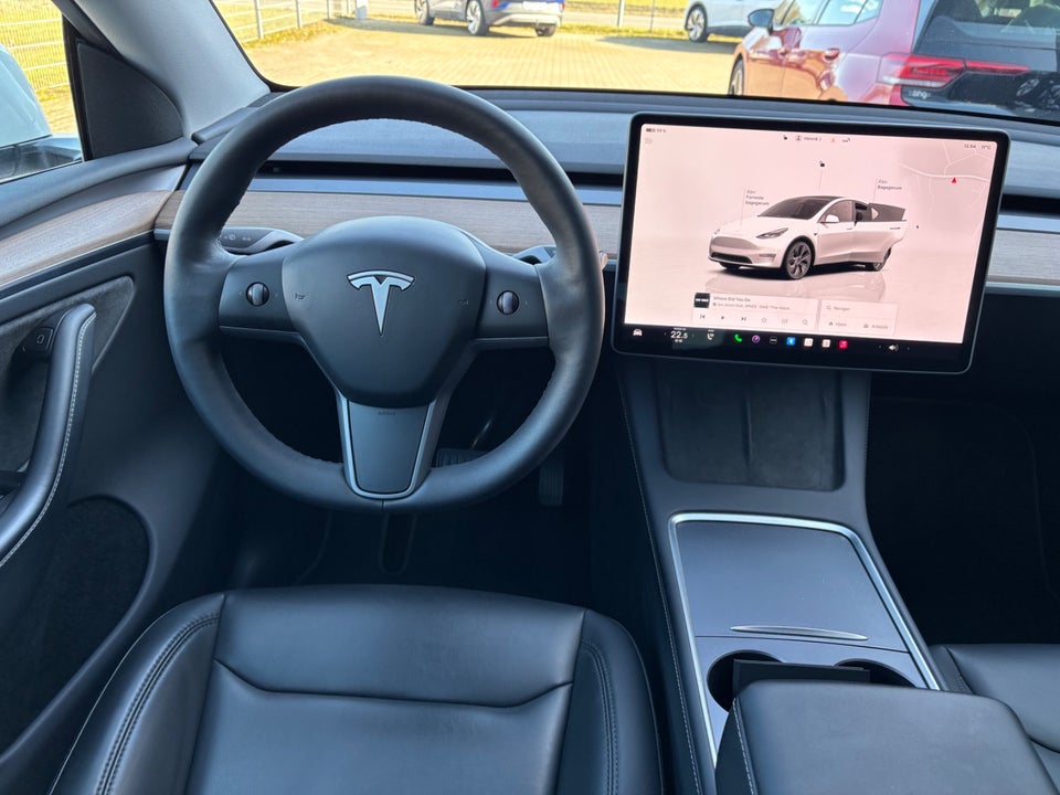 Tesla Model Y Long Range AWD 5d