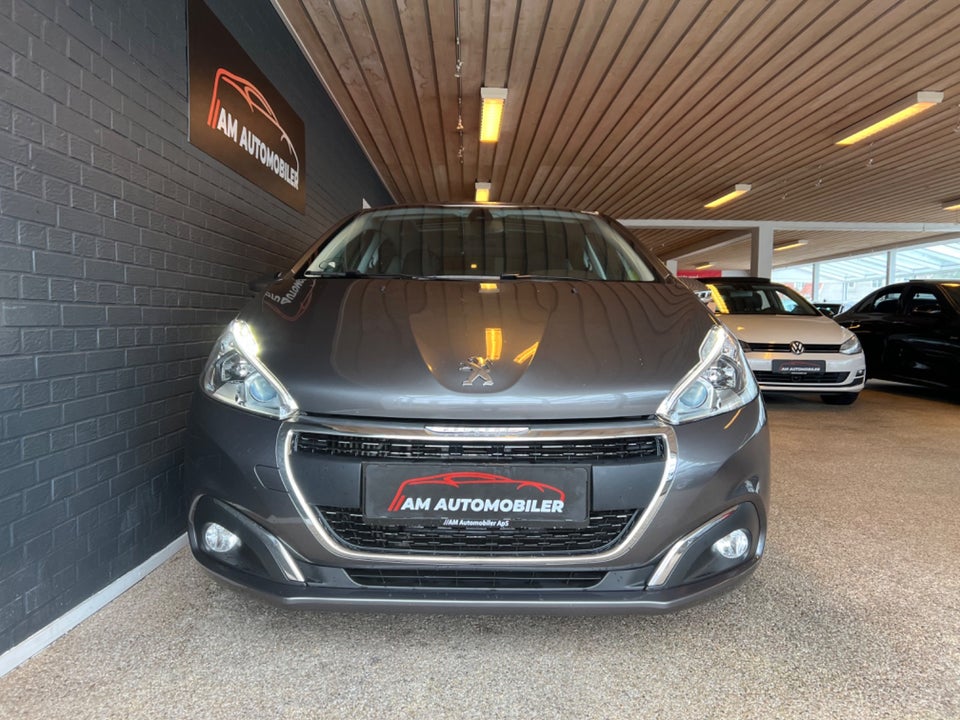 Peugeot 208 1,5 BlueHDi 100 Allure Sky 5d