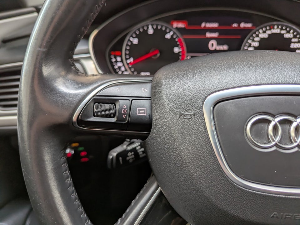 Audi A6 3,0 TDi 218 quattro S-tr. 4d