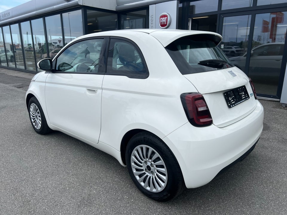 Fiat 500e 42 Icon 3d