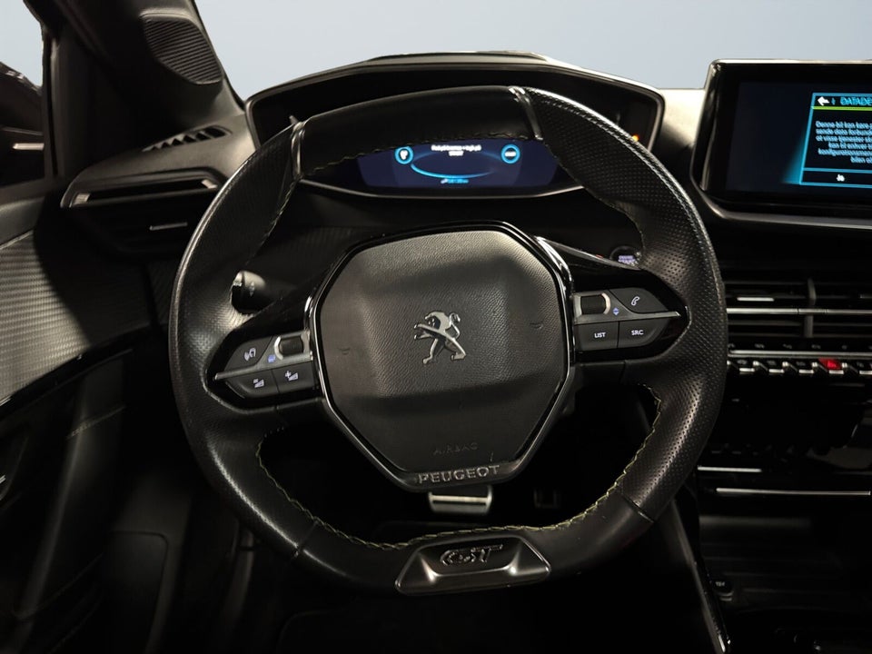 Peugeot e-208 50 GT Pack 5d