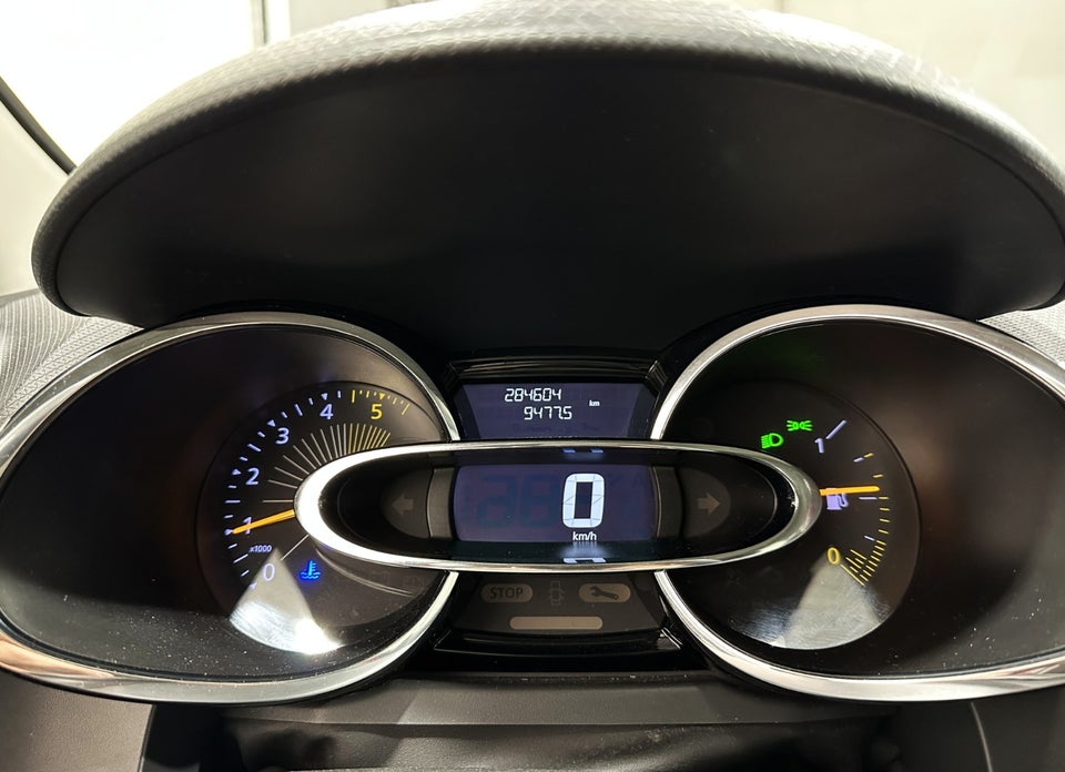 Renault Clio IV 1,5 dCi 75 Expression 5d