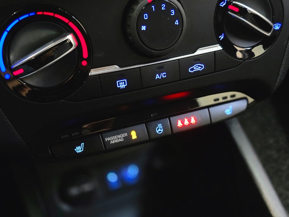 Hyundai i20 1,25 Trend Van 5d