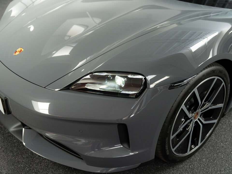 Porsche Taycan Performance+ Sport Turismo 5d