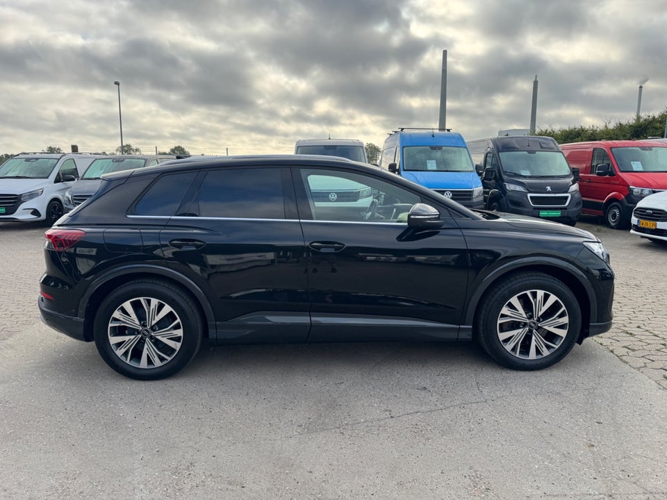 Audi Q4 e-tron 45 Progress Van 5d