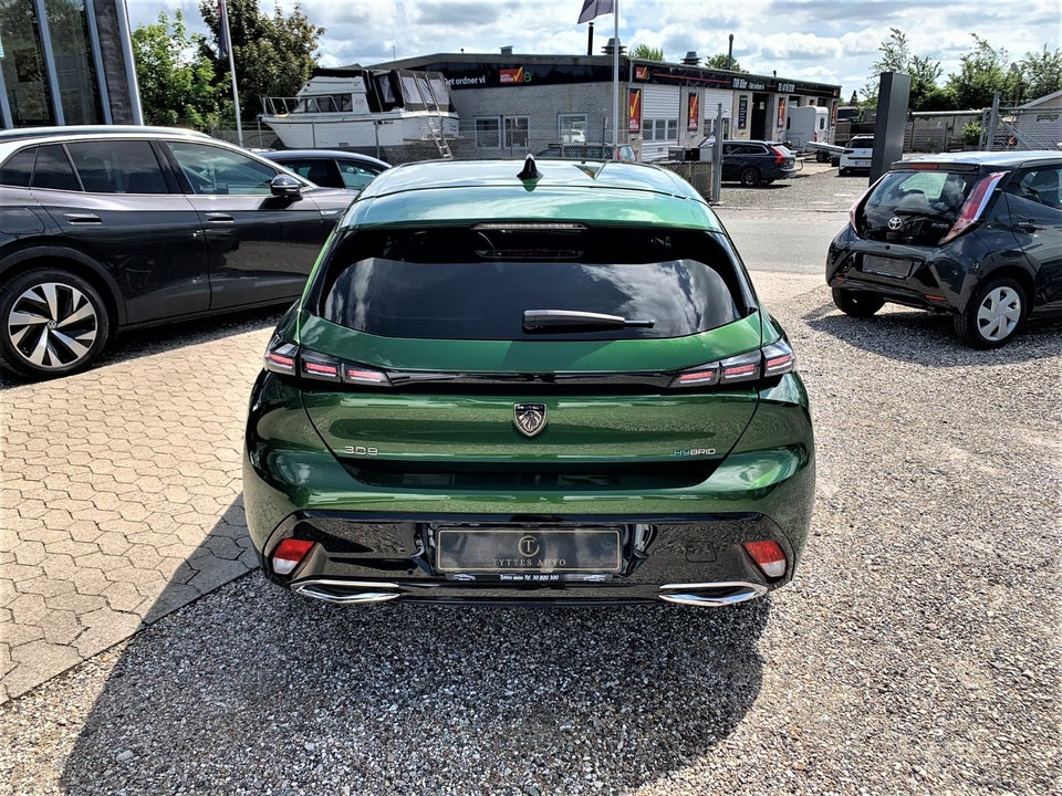 Peugeot 308 1,6 Hybrid First Selection+ EAT8 5d