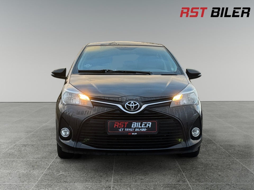 Toyota Yaris 1,0 VVT-i T1 5d