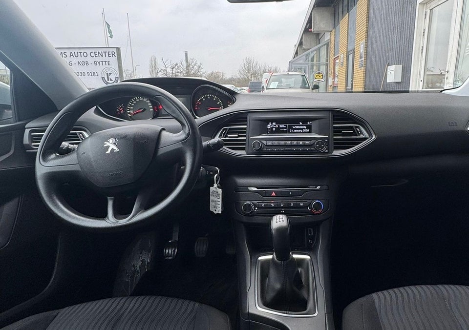 Peugeot 308 1,2 VTi 82 Active 5d