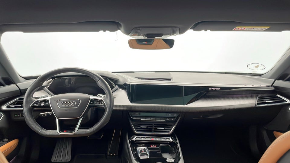 Audi RS e-tron GT quattro 4d