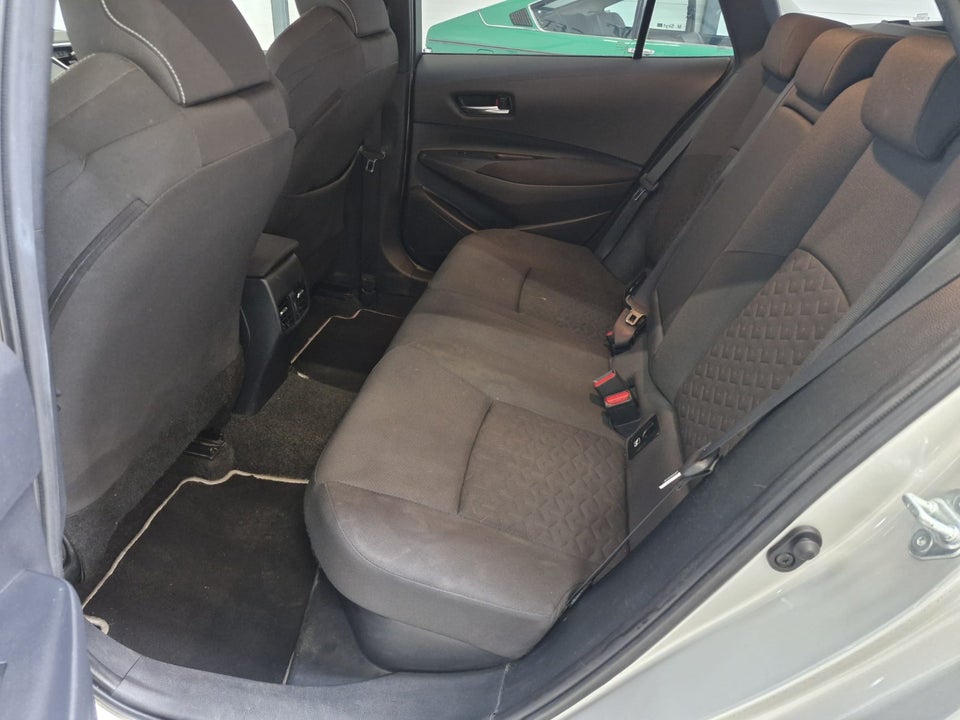 Toyota Corolla 1,8 Hybrid H3 Smart Touring Sports MDS 5d