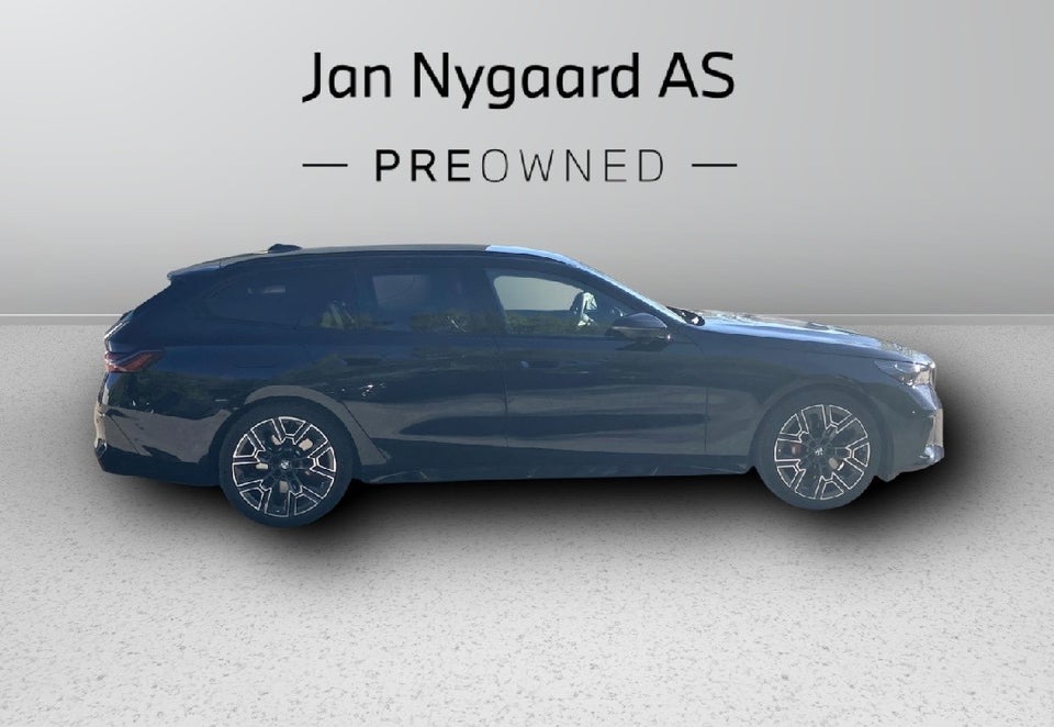 BMW i5 eDrive40 Touring Supercharged 5d