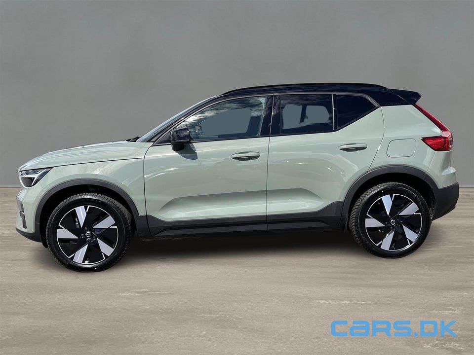 Volvo XC40 ReCharge Extended Range Plus 5d