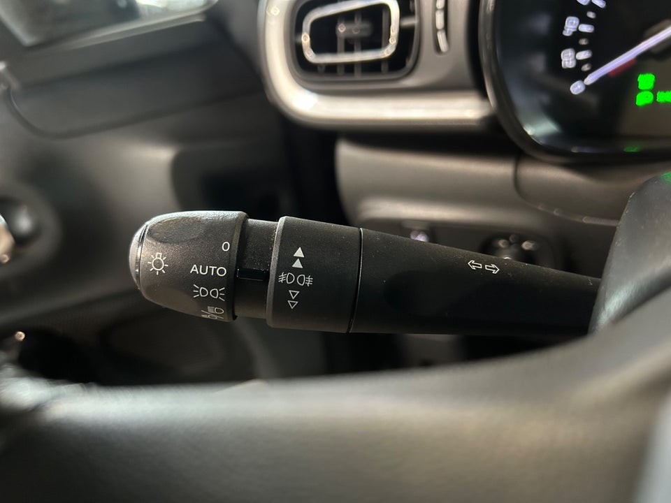Citroën C3 1,5 BlueHDi 100 SkyLine 5d