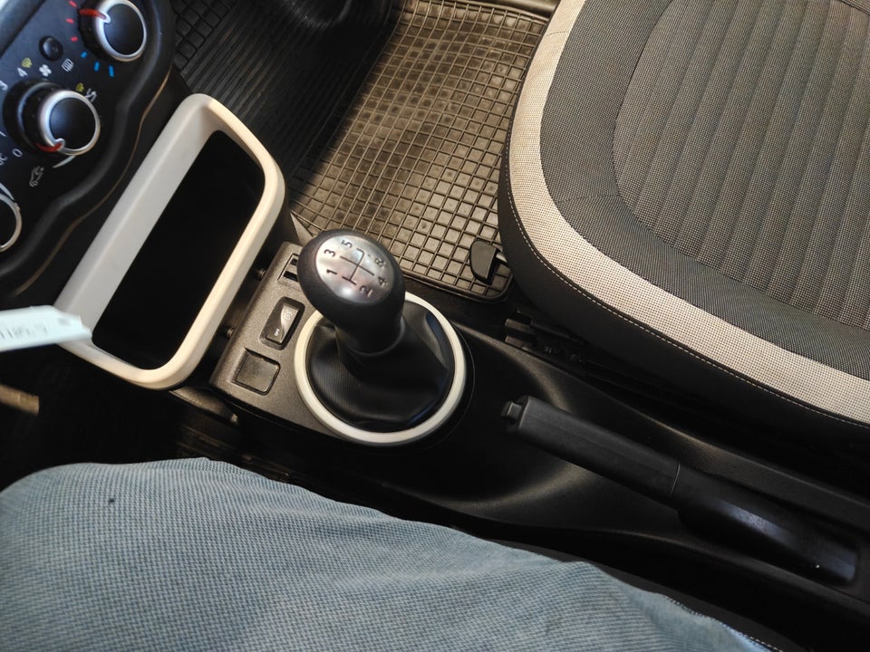 Renault Twingo 1,0 SCe 70 Expression 5d