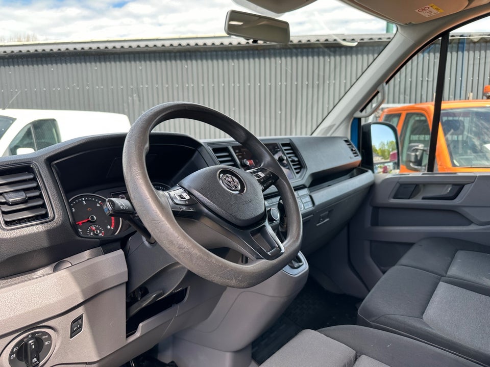 VW Crafter 35 2,0 TDi 177 Kassevogn L3H2 aut.