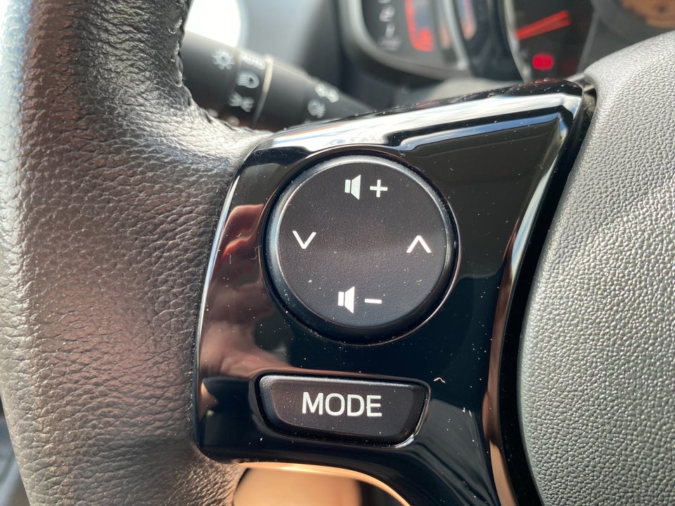 Toyota Aygo 1,0 VVT-i x-press 5d