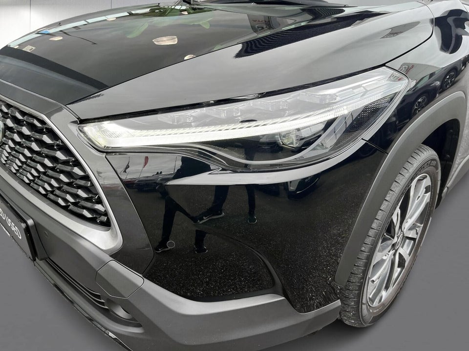 Toyota Corolla Cross 2,0 Hybrid Style Comfort CVT 5d