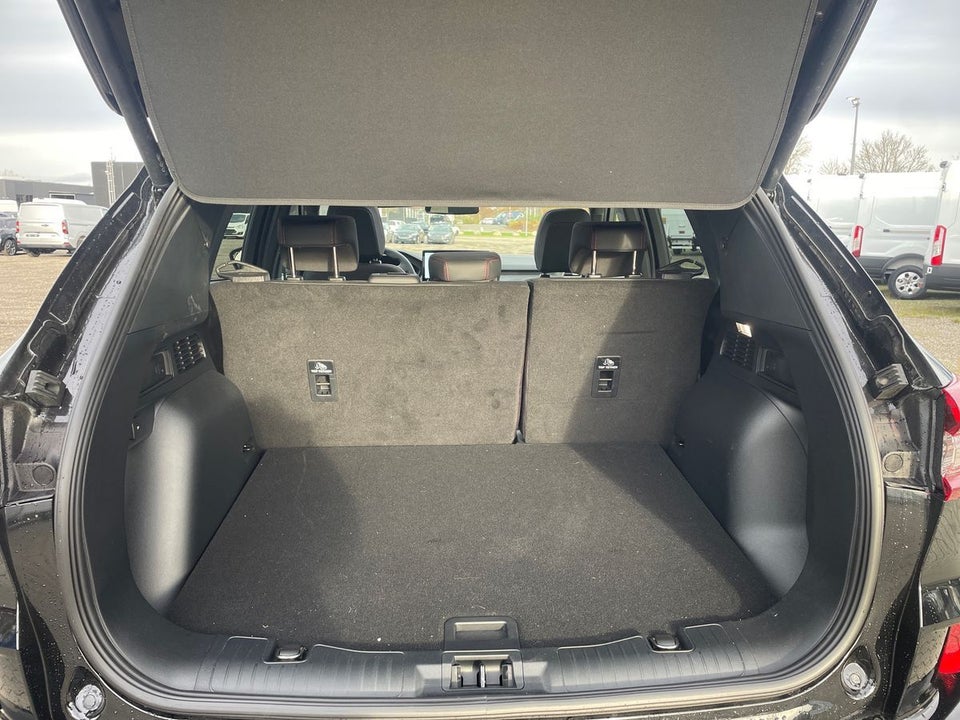 Ford Kuga 2,5 PHEV ST-Line X CVT 5d