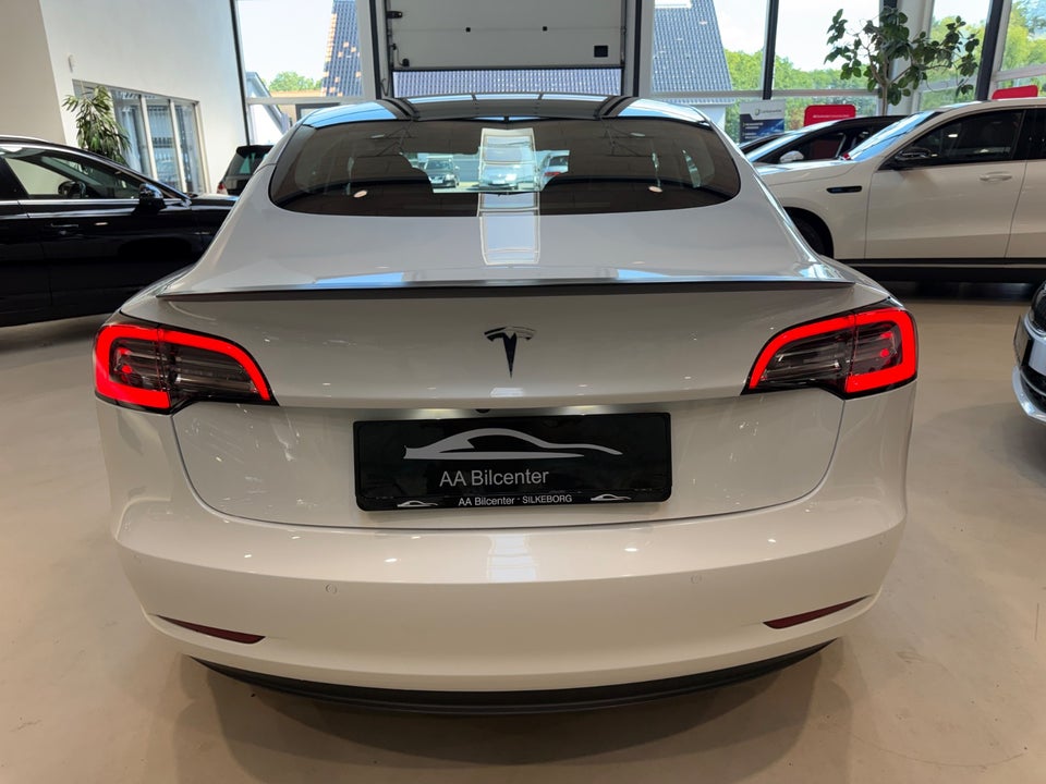 Tesla Model 3 Performance AWD 4d