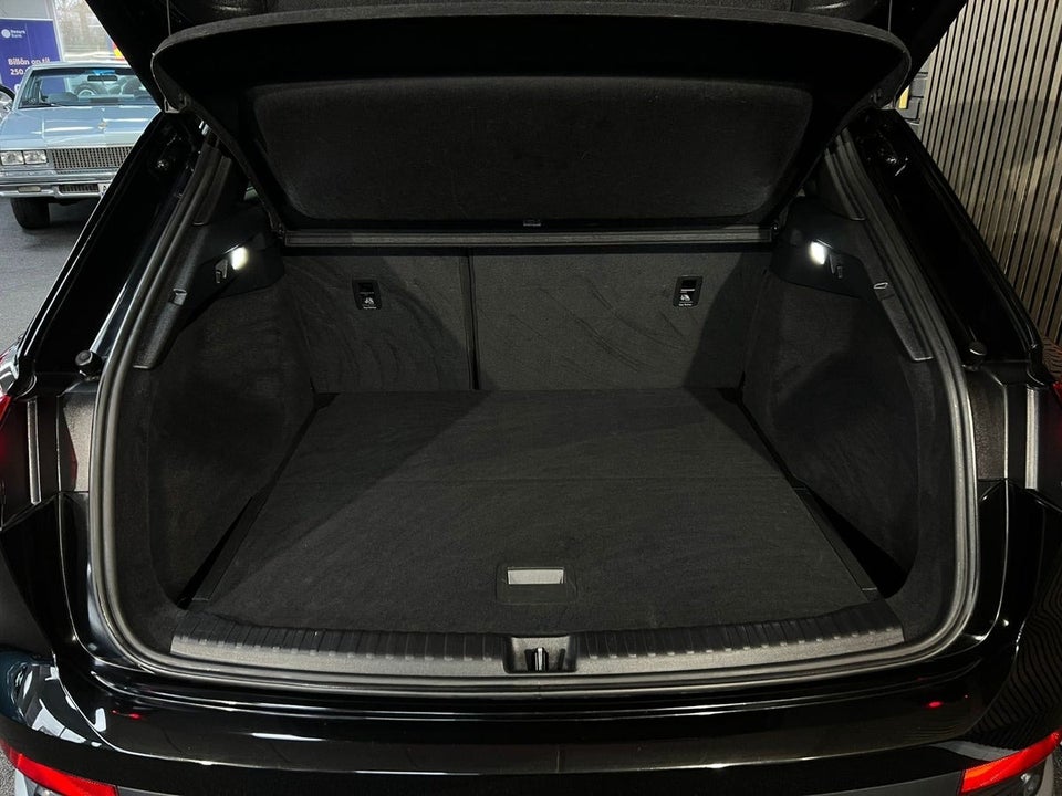 Audi Q4 e-tron 35 S-line 5d