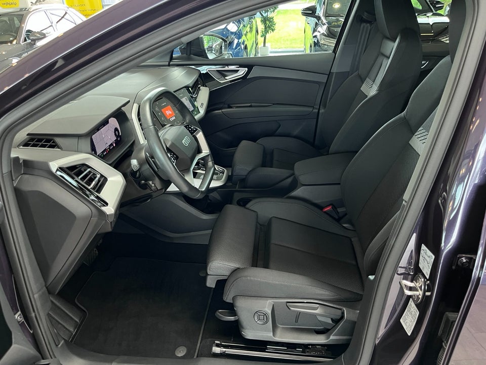 Audi Q4 e-tron 45 Progress 5d