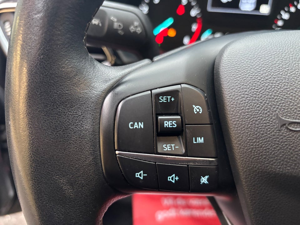 Ford Fiesta 1,0 EcoBoost mHEV Titanium 5d