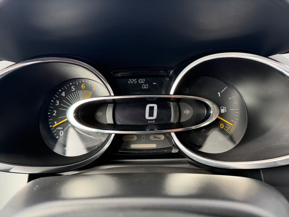 Renault Clio IV 0,9 TCe 90 Expression 5d