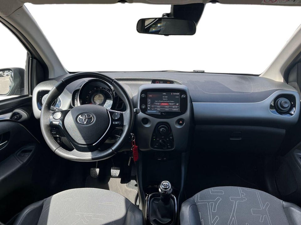 Toyota Aygo 1,0 VVT-i x-cellence 5d