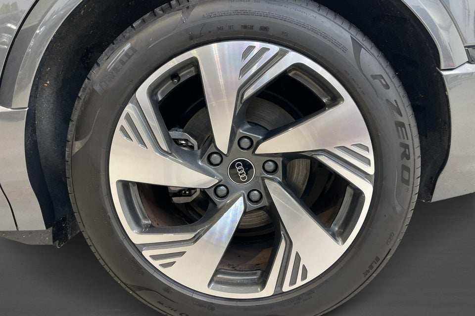 Audi Q6 e-tron S-line plus performance 5d