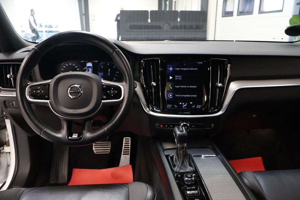 Volvo V60 2,0 D4 190 R-Design aut. 5d