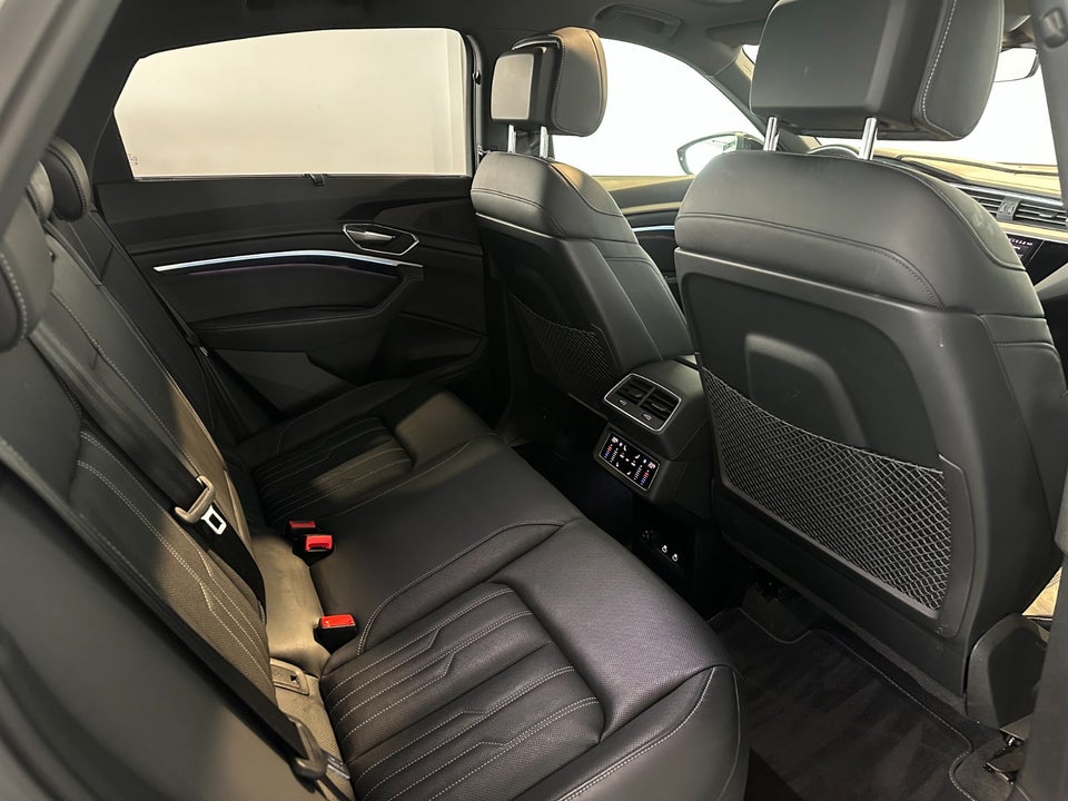 Audi Q8 e-tron 55 Sportback quattro 5d