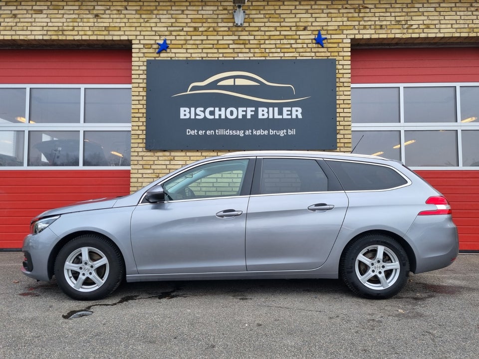 Peugeot 308 1,2 PureTech 130 Selection Sky SW EAT8 5d